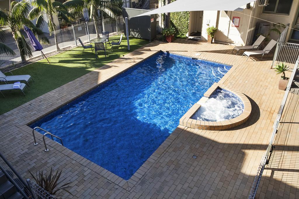 Moonlight Bay Apartments Rye Buitenkant foto