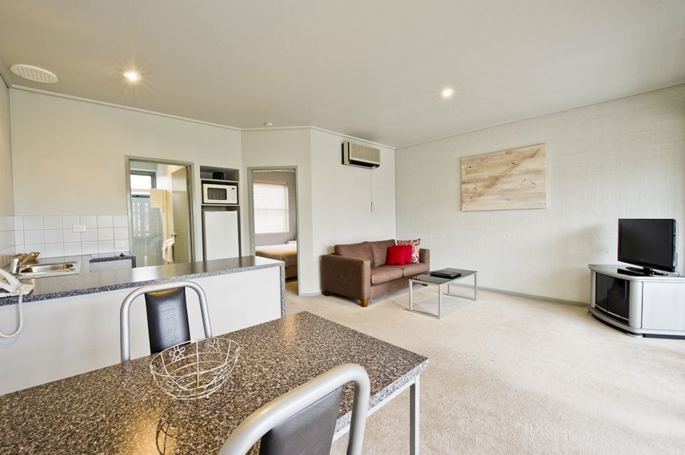 Moonlight Bay Apartments Rye Buitenkant foto