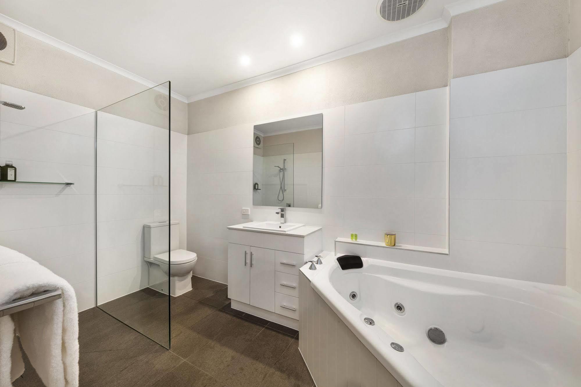 Moonlight Bay Apartments Rye Buitenkant foto