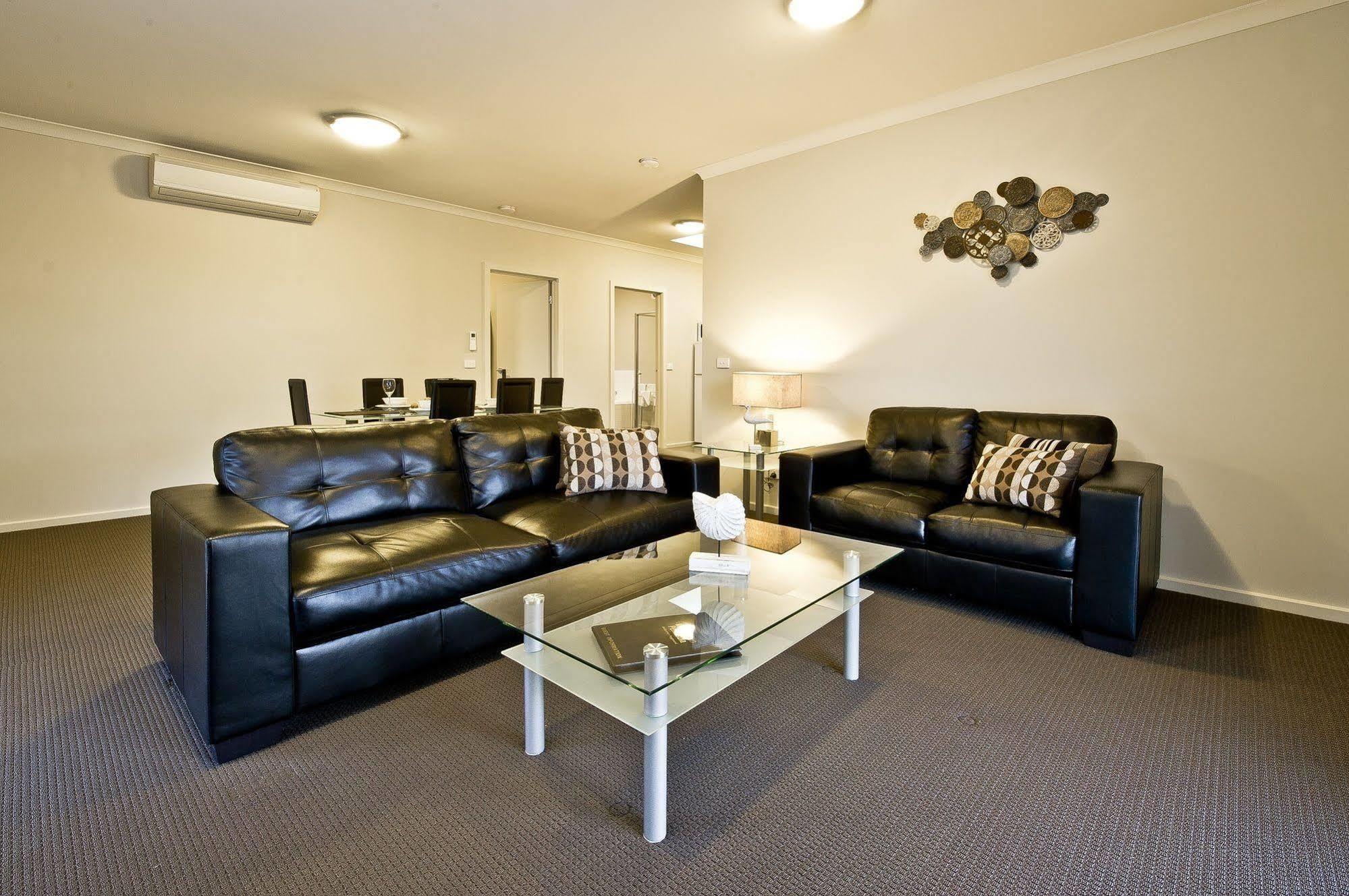 Moonlight Bay Apartments Rye Buitenkant foto